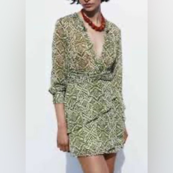 Zara Green Patterned Women's Dress size Large - Picture 1 of 9